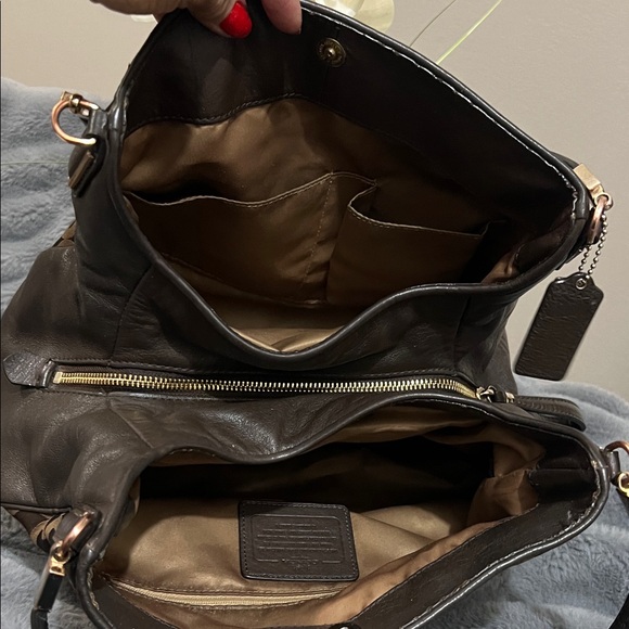 Coach Madison Phoebe Chocolate Brown Signature Shoulder Bag EUC retail $395 - Picture 7 of 13